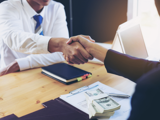 What Should Investors Know Before Applying for Business Credit Loans?